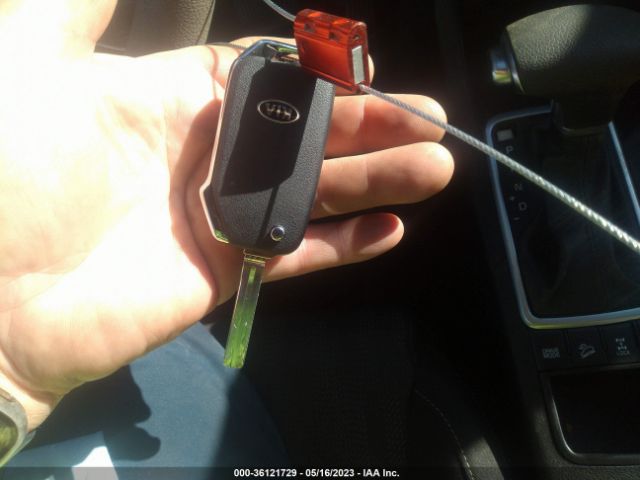 KNDPMCAC5N7962614 KIA Sportage Lx