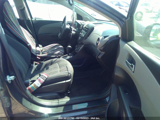 Chevrolet SONIC LT 2014 1G1JC5SH7E4214102 Image 5