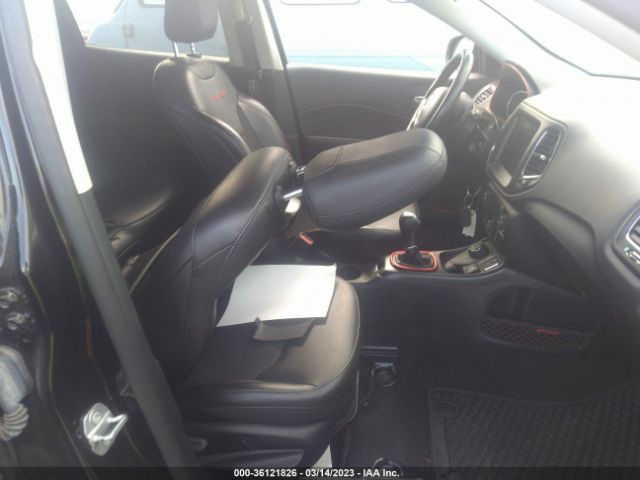 3C4NJDDB9LT196159 Jeep Compass Trailhawk