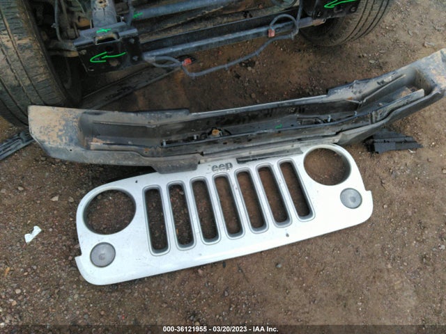 1C4BJWEG1GL343083 Jeep Wrangler Unlimited Sahara