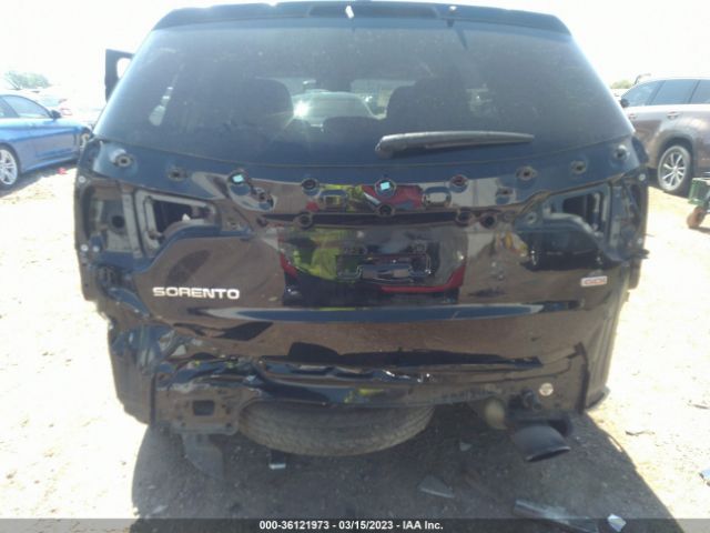 5XYKT3A6XEG454746 KIA SORENTO LX