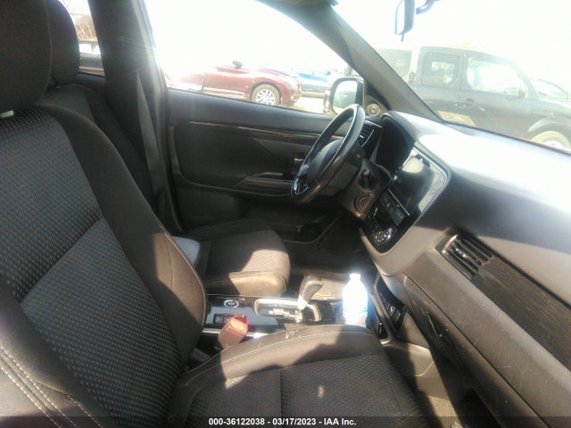 JA4AZ3A35JZ019607 Mitsubishi Outlander Es/se/sel/le