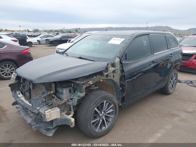 2018 TOYOTA HIGHLANDER SE/XLE VIN: 5TDKZRFH9JS549324