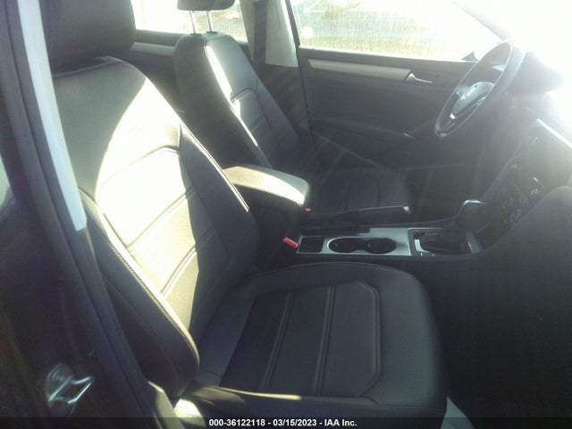 36122118 :رقم المزاد ، 1VWSA7A30NC004978 vin ، 2022 Volkswagen Passat 2.0t Se مزاد بيع