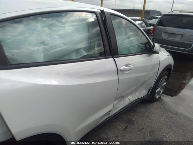 Honda HR-V LX 2022 3CZRU5H38NM705733 Image 7