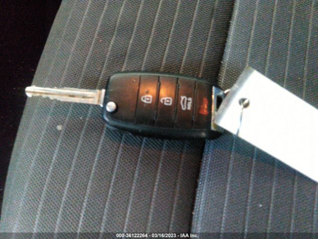 KNAFX4A65E5213467 KIA FORTE LX