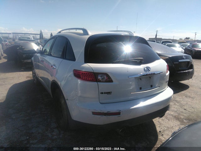 2004 INFINITI FX35 VIN: JNRAS08W44X201985