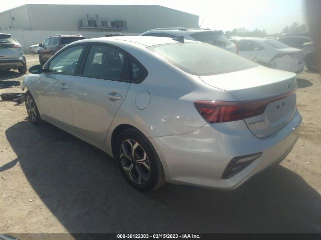 3KPF24AD5ME340190 KIA Forte Lxs