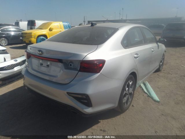 3KPF24AD5ME340190 KIA Forte Lxs