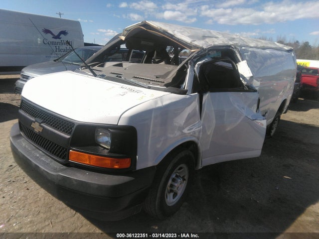 Chevrolet EXPRESS CARGO VAN 2017 1GCWGBFG4H1182944 Image 2