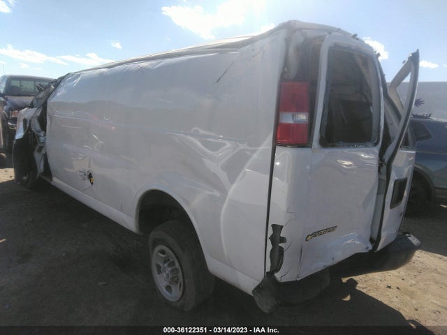 Chevrolet EXPRESS CARGO VAN 2017 1GCWGBFG4H1182944 Image 3