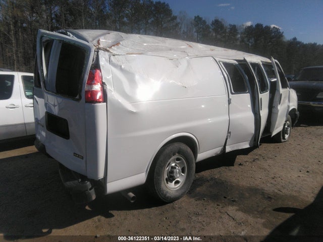 Chevrolet EXPRESS CARGO VAN 2017 1GCWGBFG4H1182944 Image 4