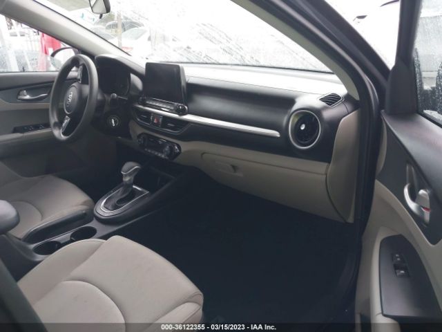 3KPF24AD4KE139359 KIA Forte Lxs