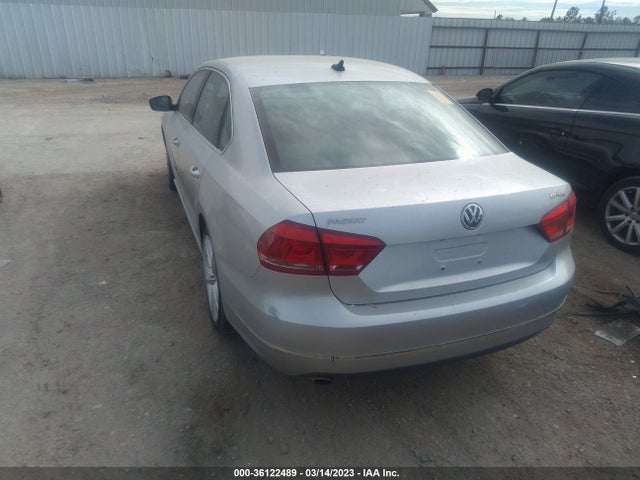 1VWCS7A36FC075248 Volkswagen Passat 1.8t Sel Premium