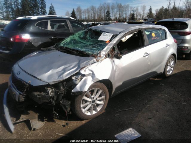KNAFK5A86H5676499 KIA Forte5 Lx