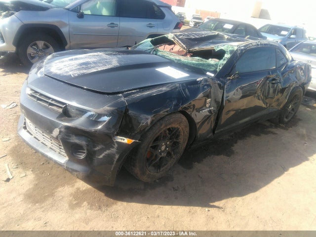 Chevrolet CAMARO LS 2015 2G1FB1E34F9251222 Image 2