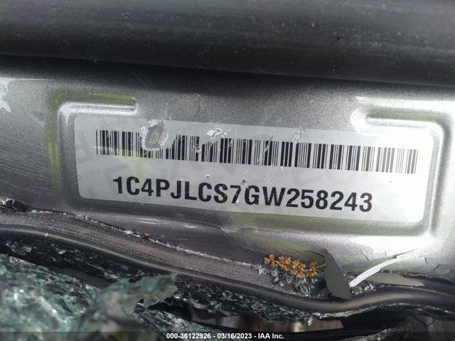1C4PJLCS7GW258243 Jeep Cherokee 75th Anniversary