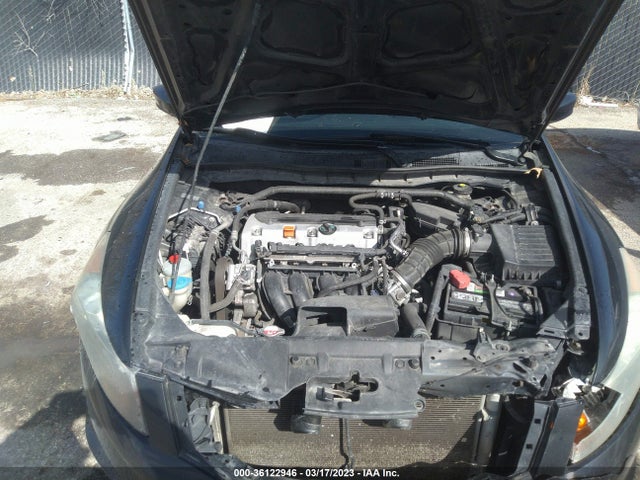 2010 HONDA ACCORD SDN EX-L VIN: 1HGCP2F82AA074485