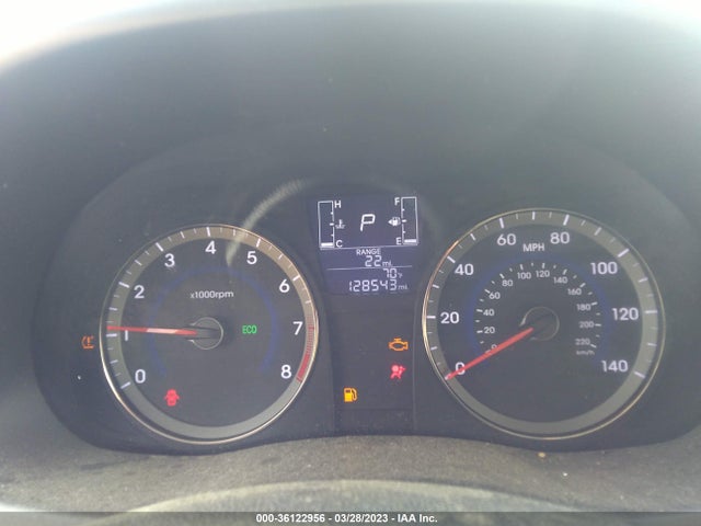 Hyundai ACCENT SE 2017 KMHCT5AE1HU325123 Image 8