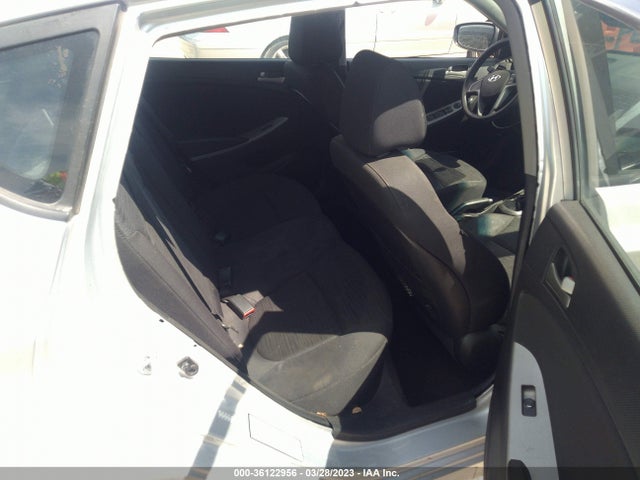 Hyundai ACCENT SE 2017 KMHCT5AE1HU325123 Image 9