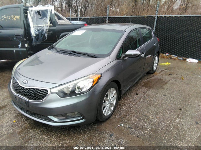 KIA Forte 5-door Ex 2015 KNAFX5A8XF5267601 Image 2