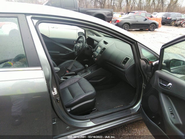 KIA Forte 5-door Ex 2015 KNAFX5A8XF5267601 Image 5