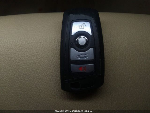 WBA5A7C56FD621907 BMW 5 Series 528i Xdrive