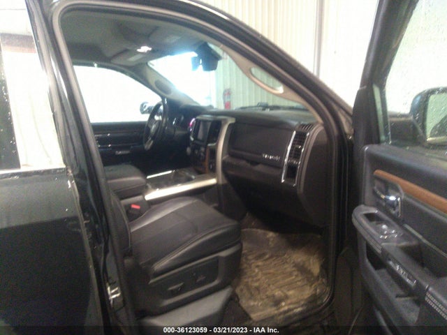 RAM 1500 Laramie 2018 1C6RR7NT1JS208779 Image 5