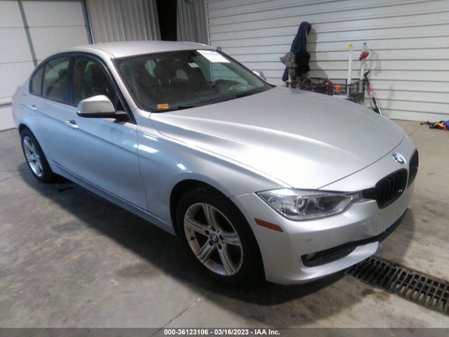 2015 WBA3B1G50FNT63647 main image