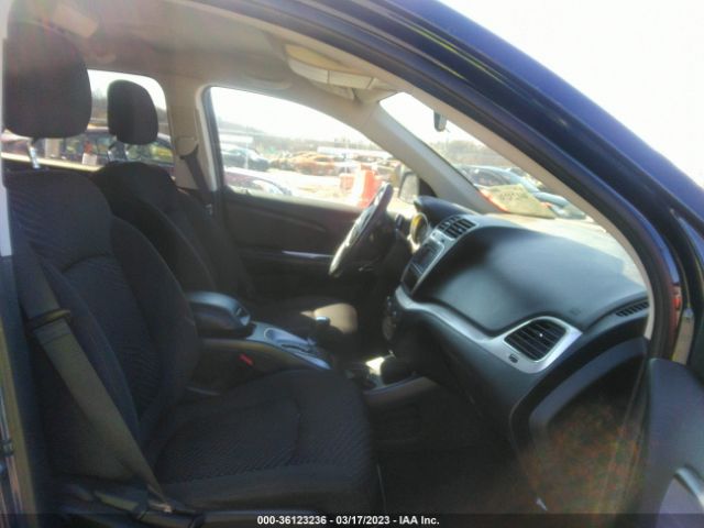3C4PDCAB3JT152721 Dodge JOURNEY SE