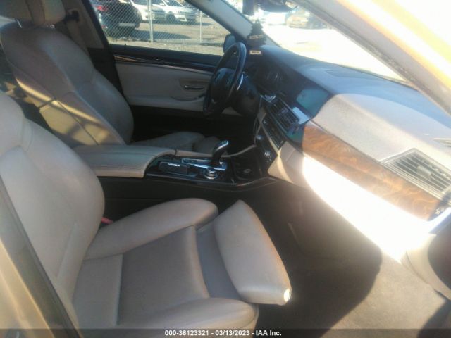 WBAFR9C55BC599438 BMW 5 Series 550i