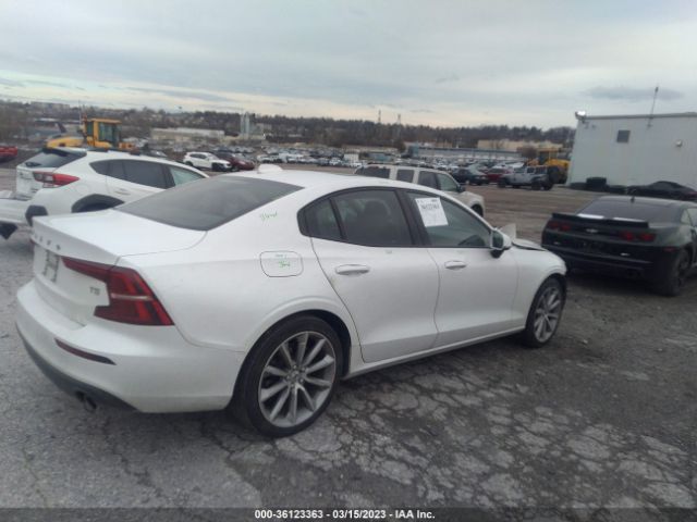 7JR102FK8LG059738 Volvo S60 Momentum