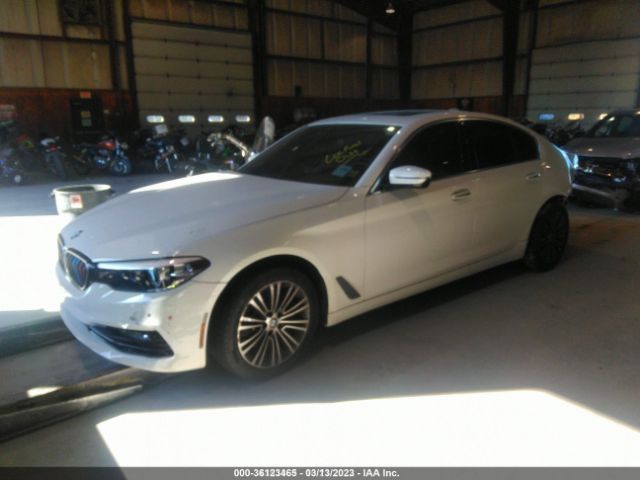 WBAJA7C38HG906476 BMW 5 Series 530i Xdrive