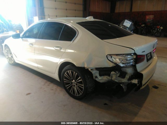 WBAJA7C38HG906476 BMW 5 Series 530i Xdrive