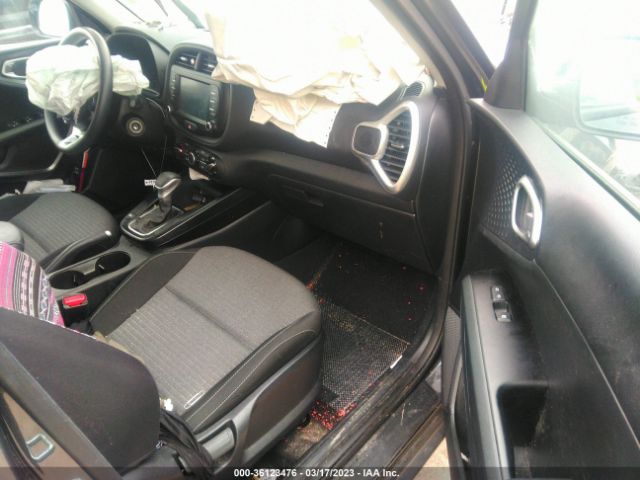 KNDJ23AU6M7796574 KIA SOUL S