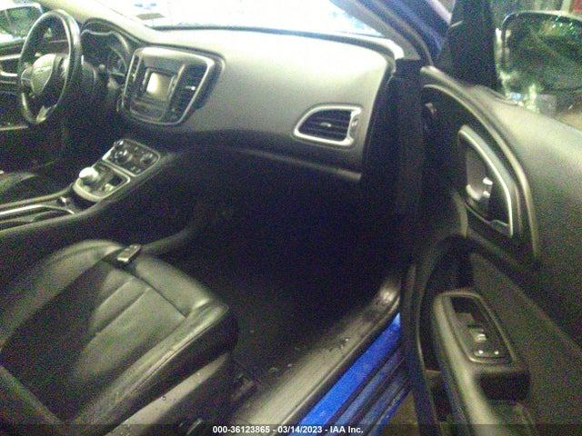 Chrysler 200 Limited 2015 1C3CCCAG0FN644714 Image 5