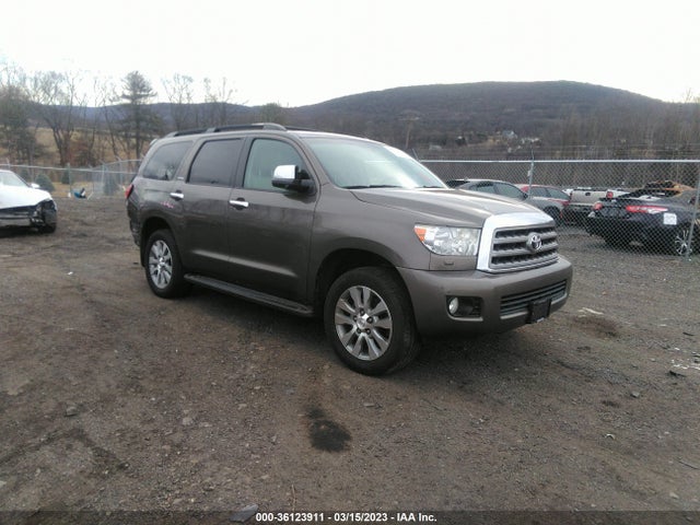 2014 Toyota Sequoia, VIN: 5TDJY5G13ES104303
