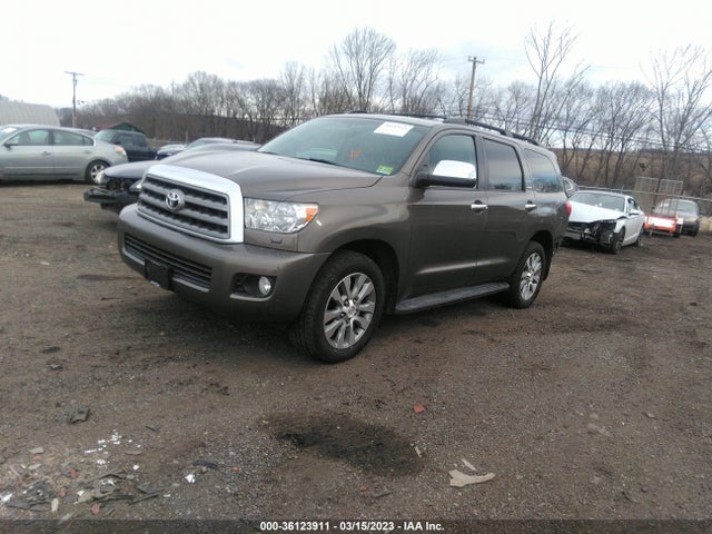 2014 Toyota Sequoia, VIN: 5TDJY5G13ES104303