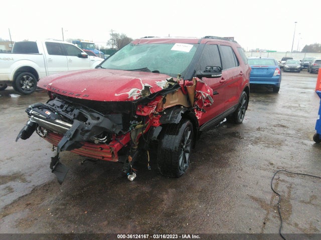 Ford EXPLORER XLT 2017 1FM5K8D85HGC76655 Image 2