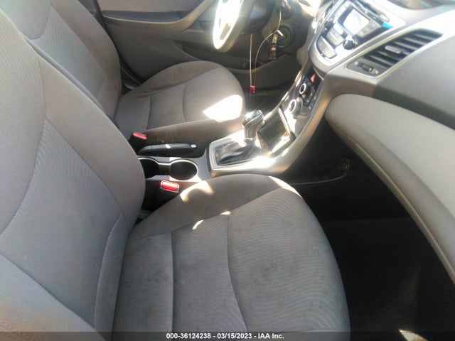Hyundai ELANTRA SE 2016 5NPDH4AEXGH759585 Image 6