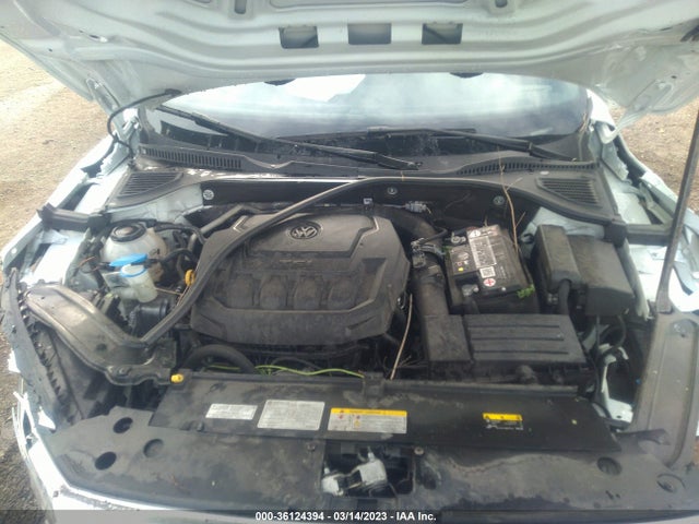 1VWMA7A37MC013989 Volkswagen Passat 2.0t R-line