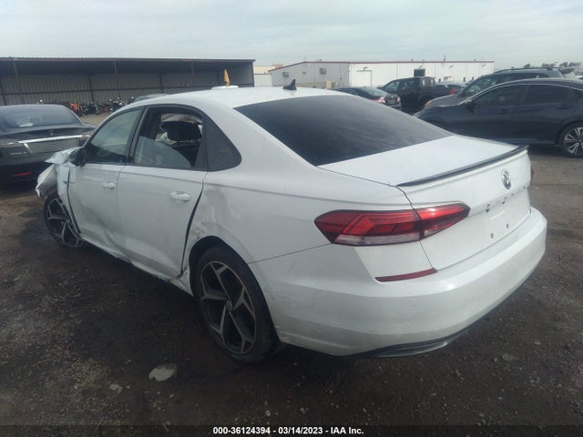 1VWMA7A37MC013989 Volkswagen Passat 2.0t R-line