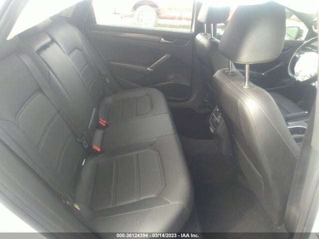 1VWMA7A37MC013989 Volkswagen Passat 2.0t R-line
