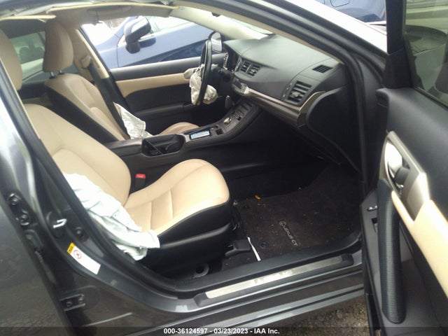 JTHKD5BH8F2242544 Lexus Ct 200h Hybrid