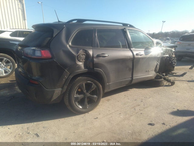 1C4PJMLB5KD413933 Jeep Cherokee Altitude