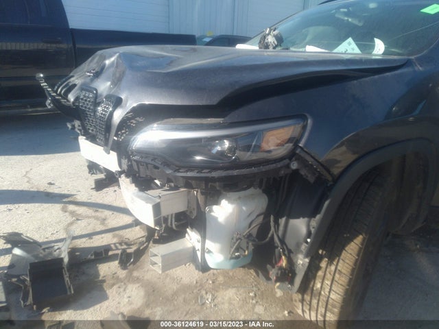 1C4PJMLB5KD413933 Jeep Cherokee Altitude