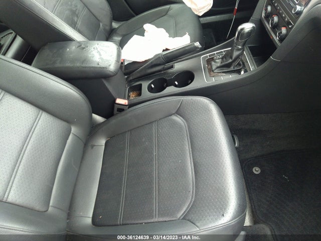 1VWAT7A32EC052312 Volkswagen Passat Wolfsburg Ed