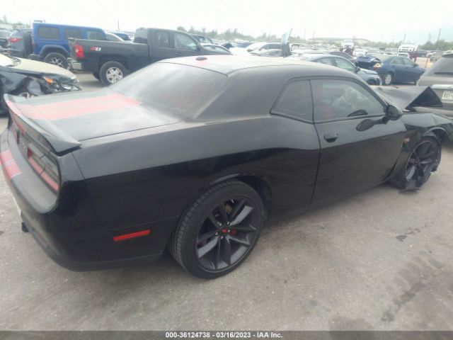 2C3CDZBT8KH739066 Dodge Challenger R/t