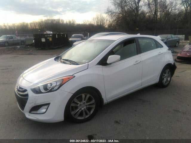 Hyundai ELANTRA GT 2013 KMHD35LE8DU032041 Image 2