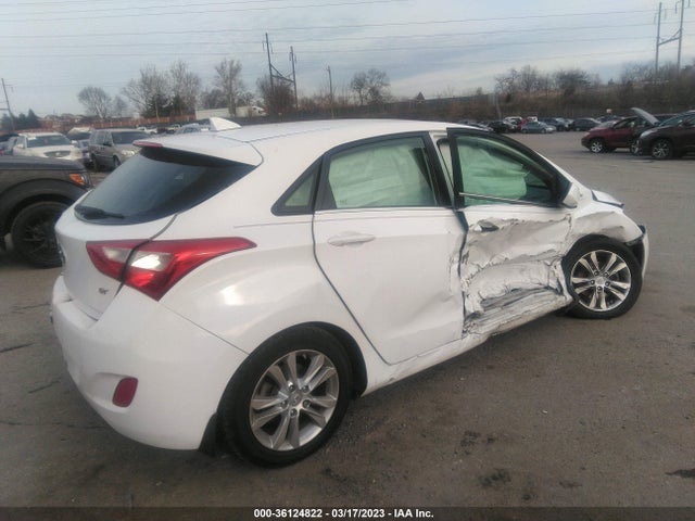 Hyundai ELANTRA GT 2013 KMHD35LE8DU032041 Image 4